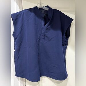 FIGS RAFAELA TOP LARGE NAVY USED